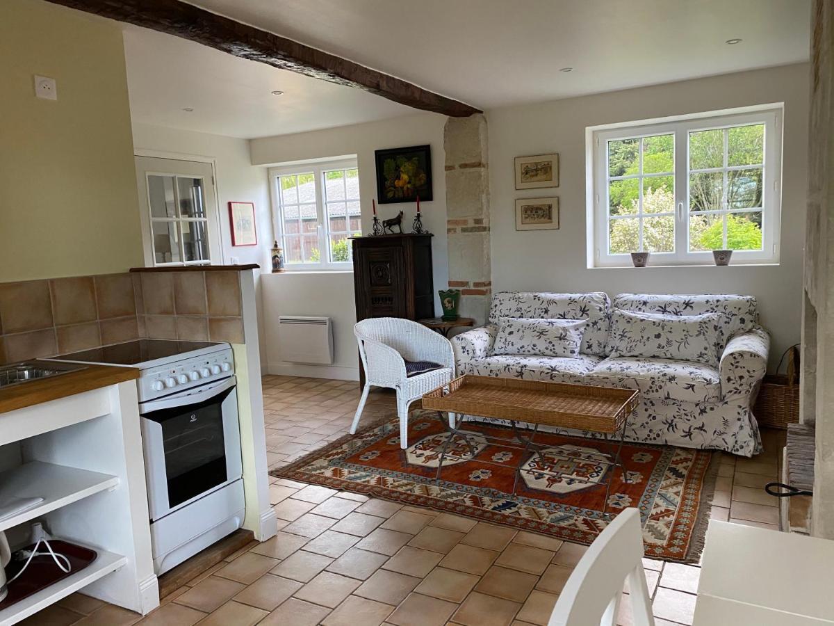 La Longere Du Haras Apartment Manerbe ภายนอก รูปภาพ